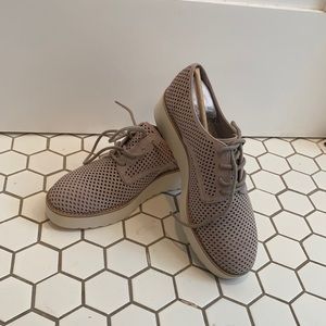 Nillindie platform loafers